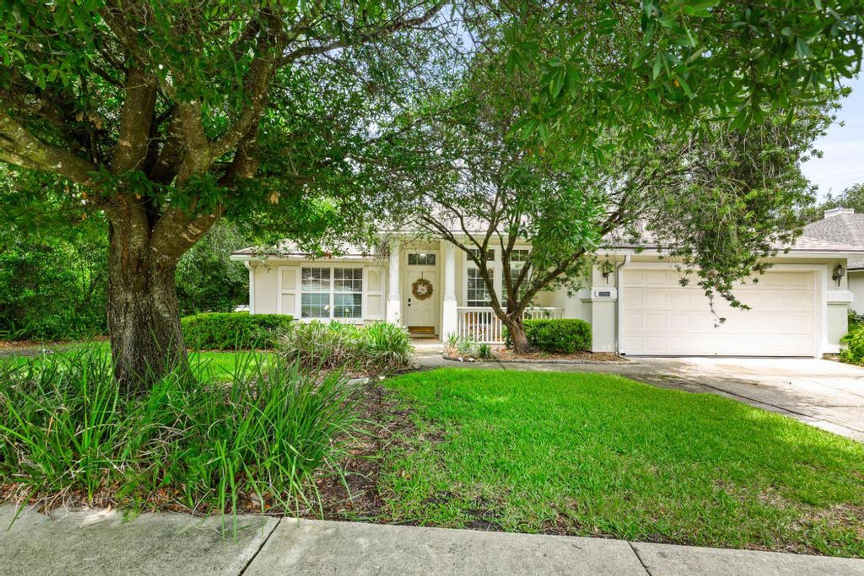 Image for Stunning Home in Prime Mandarin Location! 