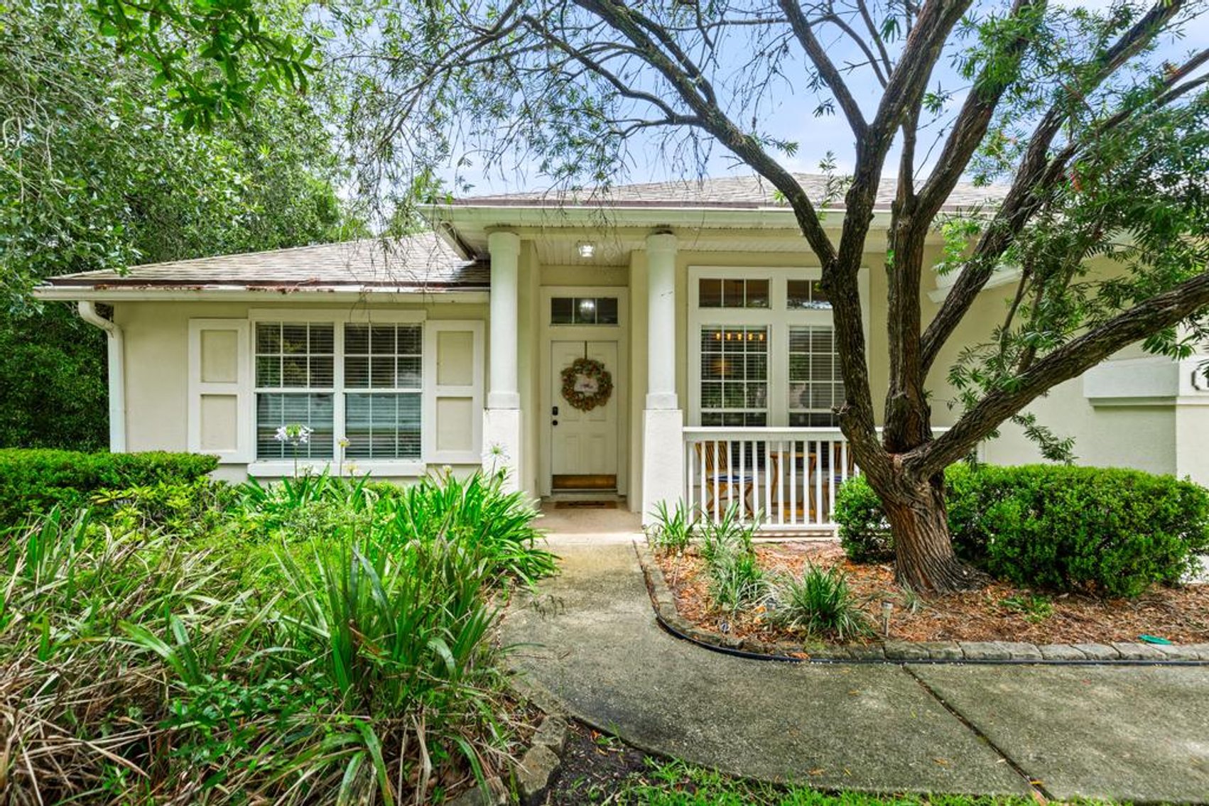 Image for Stunning Home in Prime Mandarin Location! 