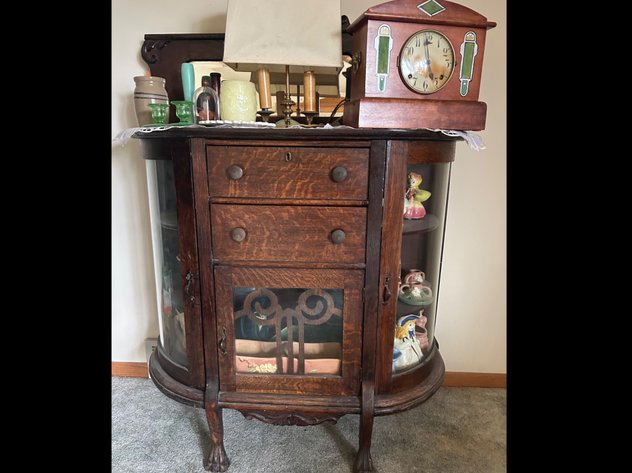 Image for RAYMOND BURKS ANTIQUES, TOOLS & HOUSEHOLD AUCTION