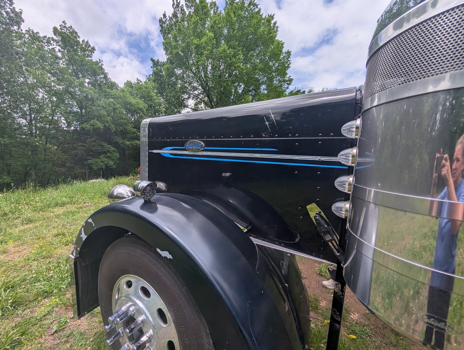 Image for 2005 PETERBILT 379 TANDEM AXLE TRUCK TRACTOR