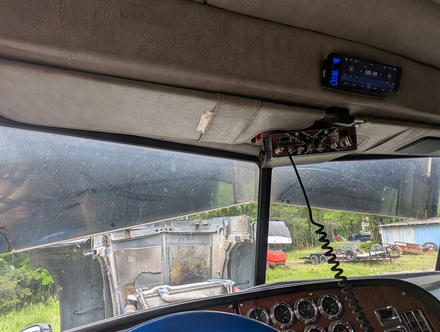 Image for 2005 PETERBILT 379 TANDEM AXLE TRUCK TRACTOR