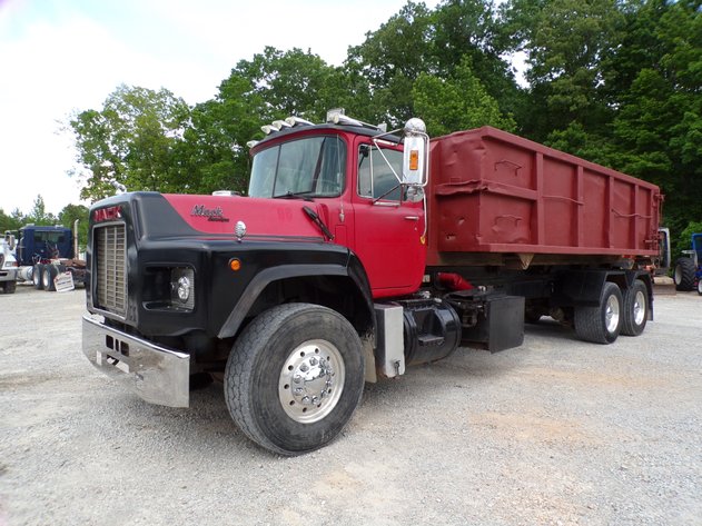 Image for 1996 MACK RD688S