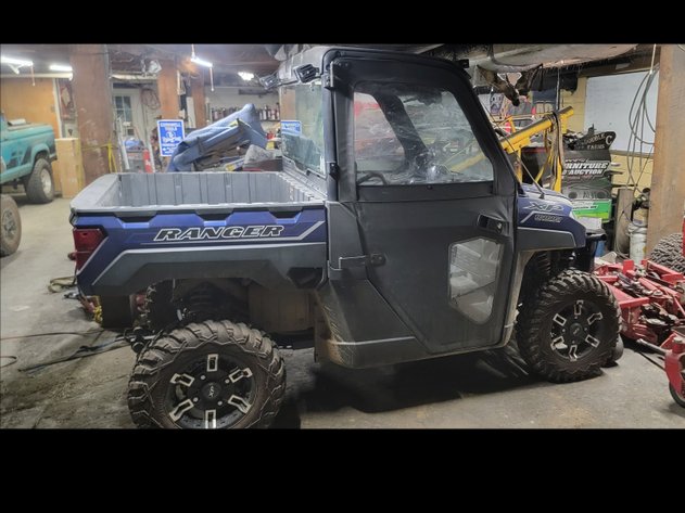 Image for Daniel Luzier Estate Auction