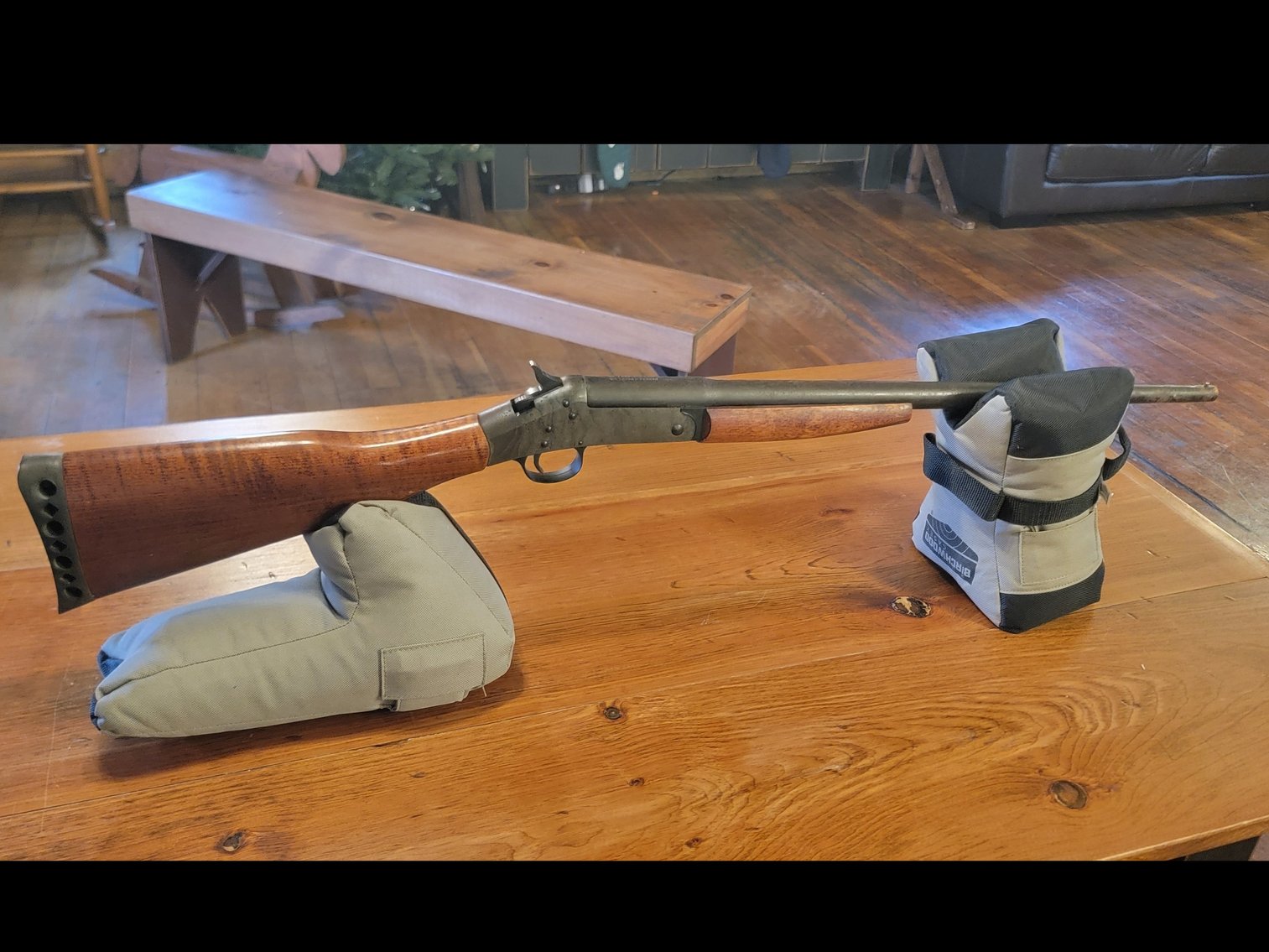 Image for No Reserve, Lucy Silbaugh Estate Gun Auction! Guns, Scopes and even a Thermal!