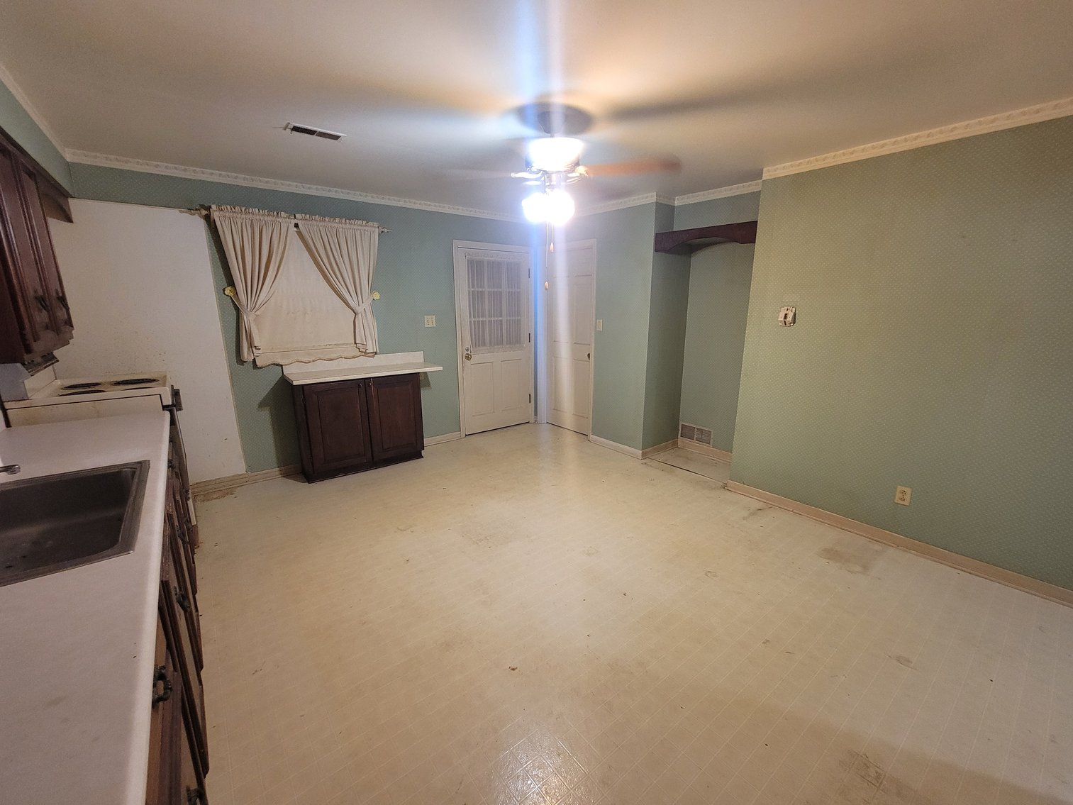 Image for Home with Outbuildings on 9 +/- Acres in Hollywood, Alabama SEPTEMBER 21st 10 AM (CT)