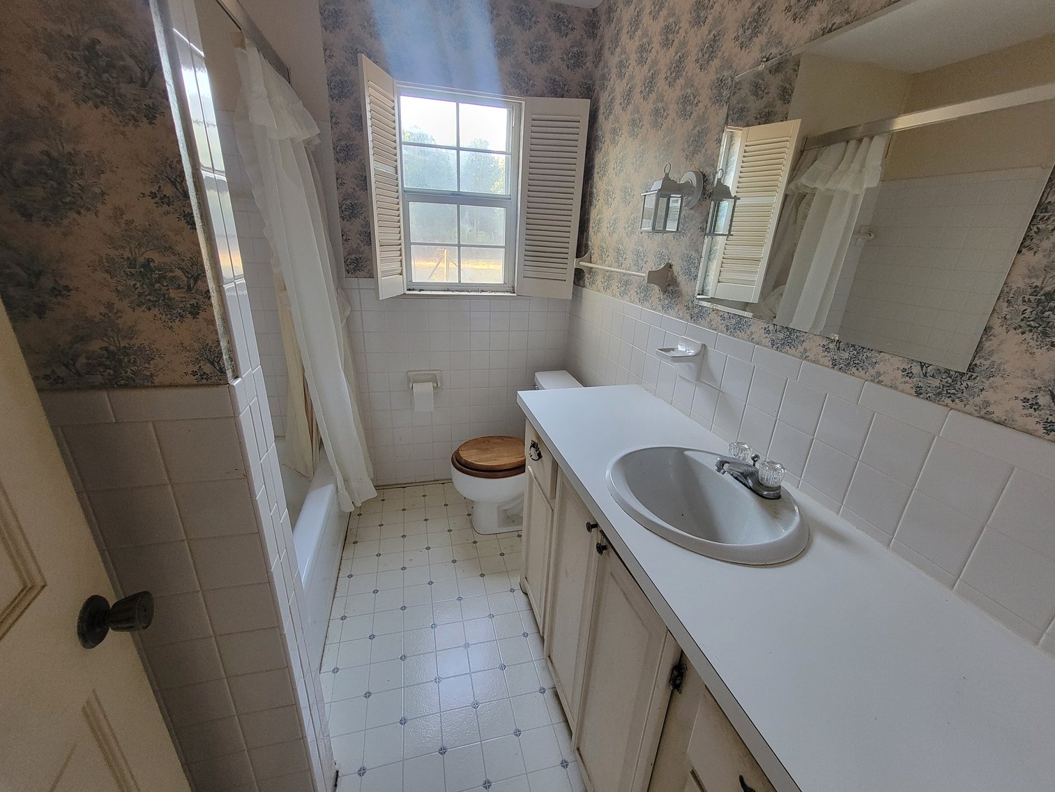 Image for Home with Outbuildings on 9 +/- Acres in Hollywood, Alabama SEPTEMBER 21st 10 AM (CT)