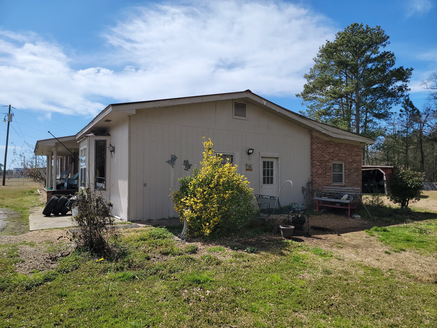 Image for ABSOLUTE AUCTION: Robertson Property 04.12.25