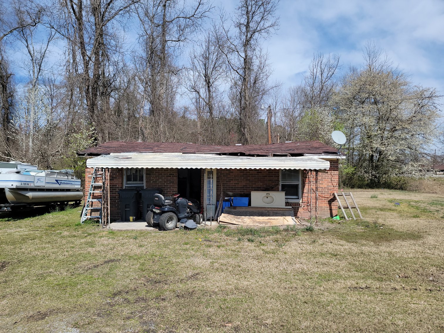 Image for ABSOLUTE AUCTION: Robertson Property 04.12.25