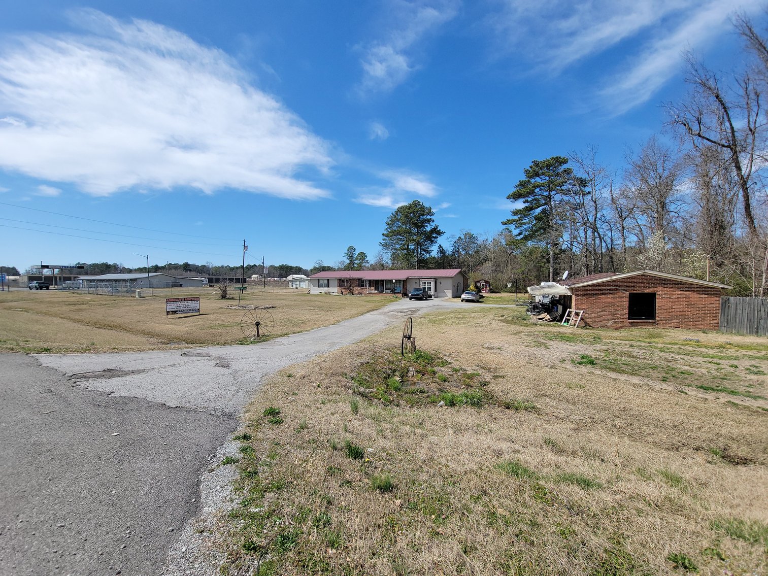 Image for ABSOLUTE AUCTION: Robertson Property 04.12.25