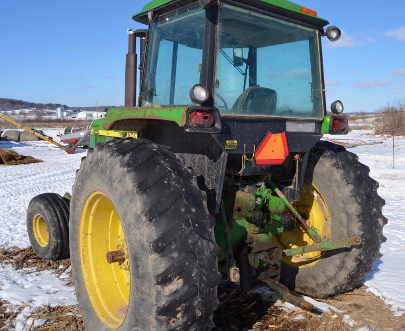 1990 John Deere 4255 Tractor