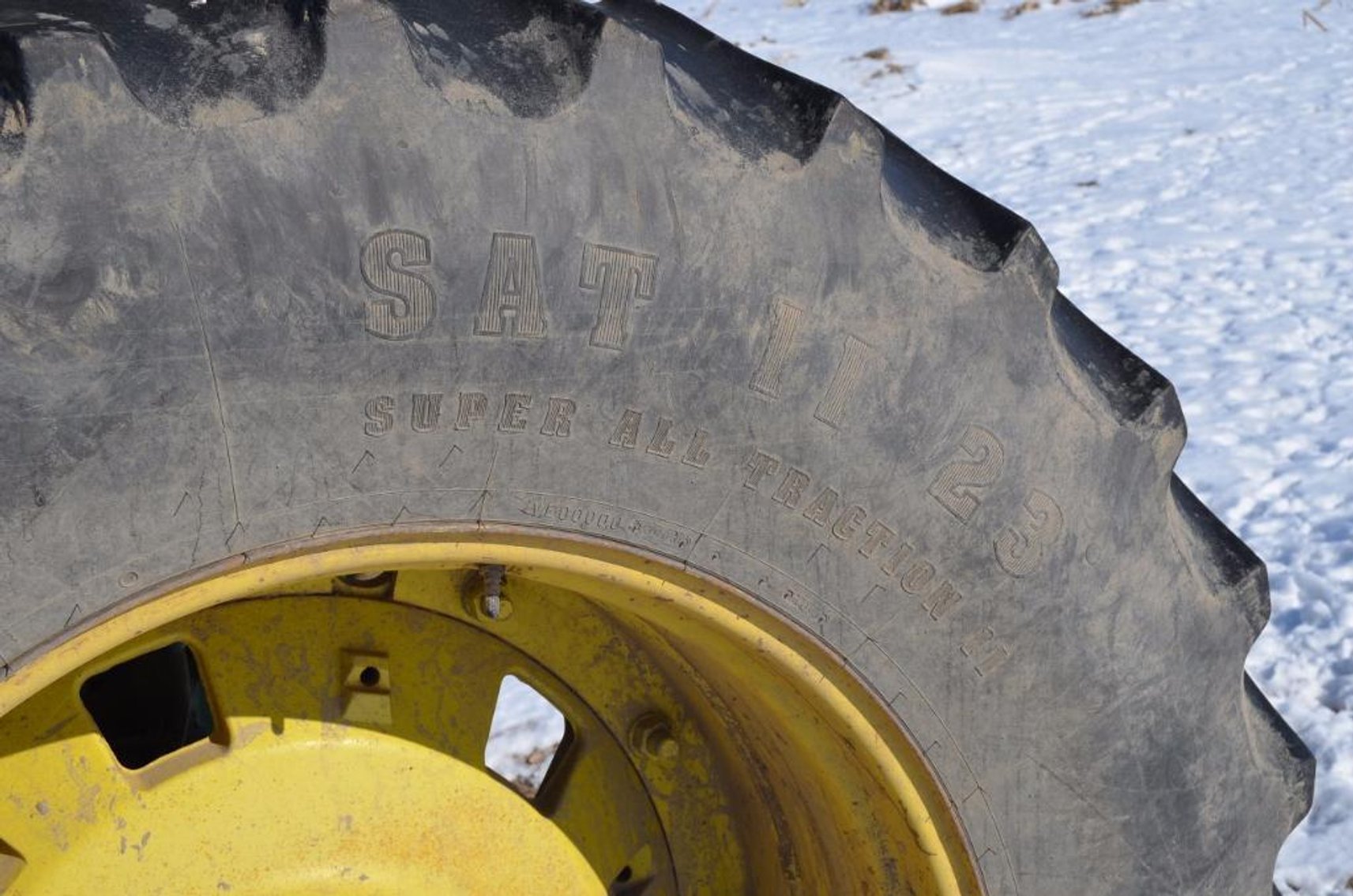 1990 John Deere 4255 Tractor