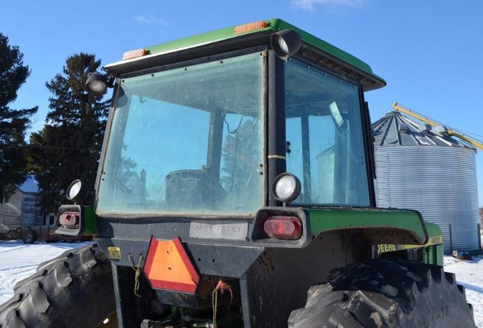 1990 John Deere 4255 Tractor