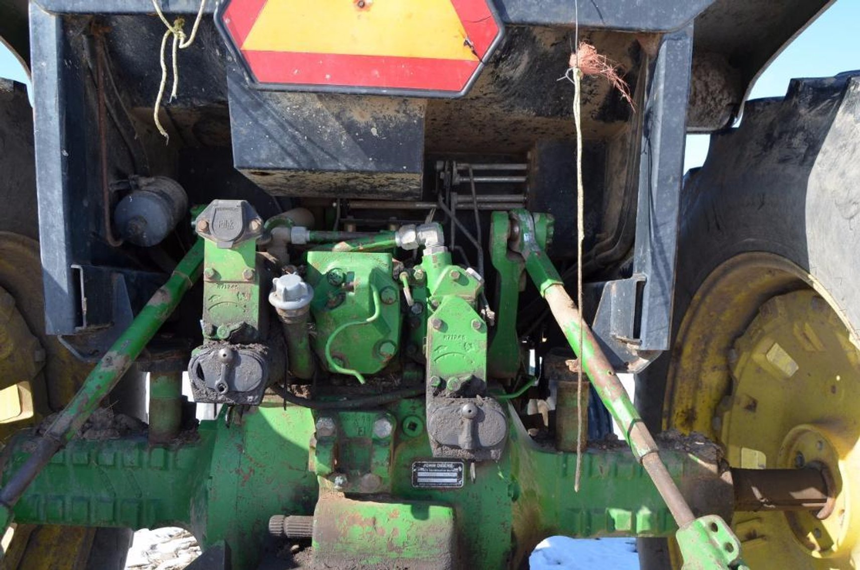 1990 John Deere 4255 Tractor