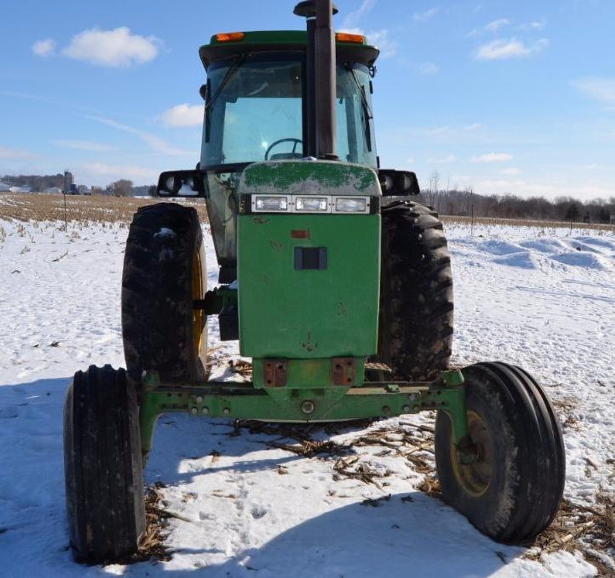 1990 John Deere 4255 Tractor
