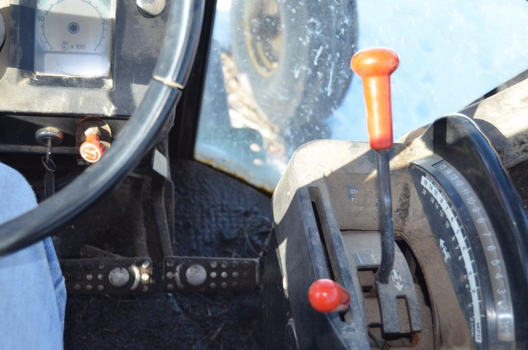 1990 John Deere 4255 Tractor