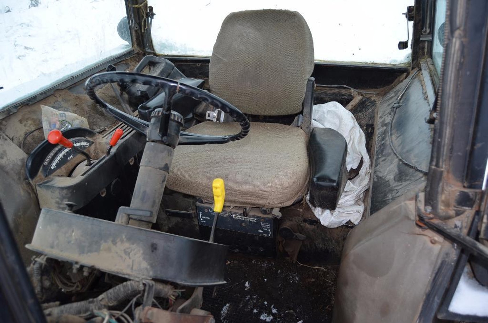 1990 John Deere 4255 Tractor