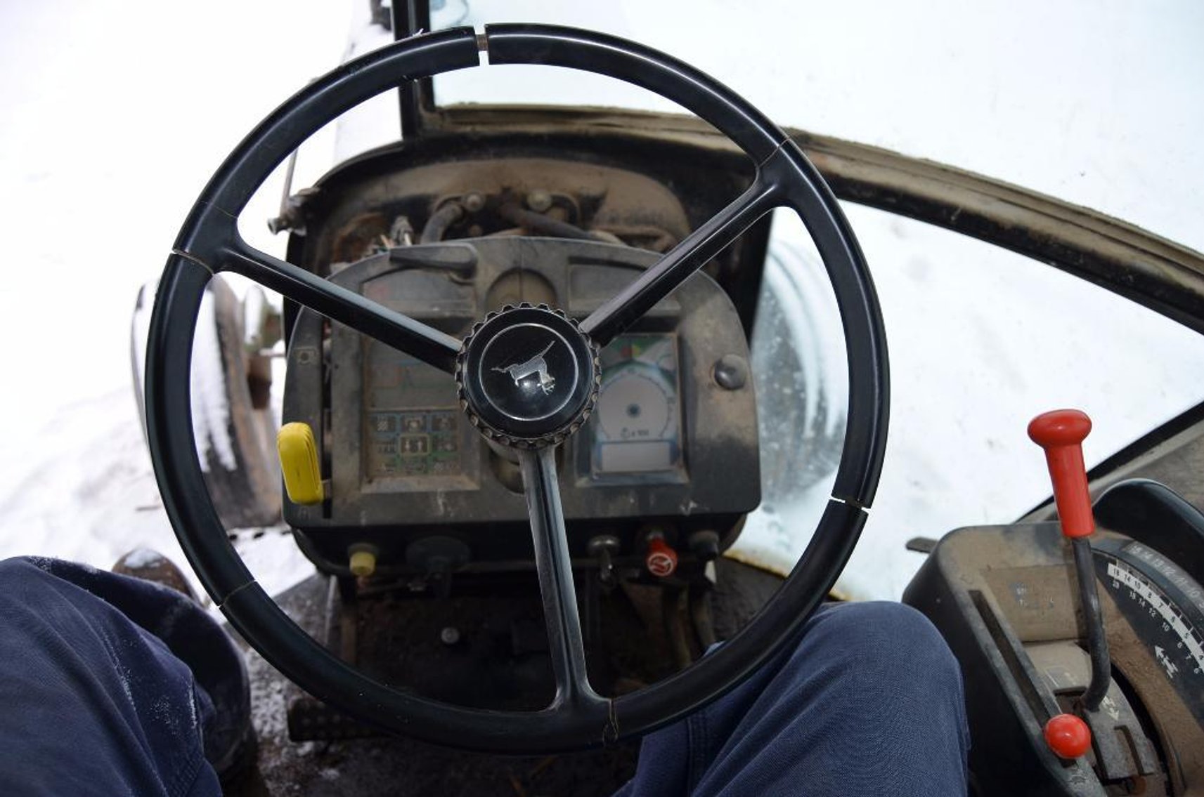 1990 John Deere 4255 Tractor