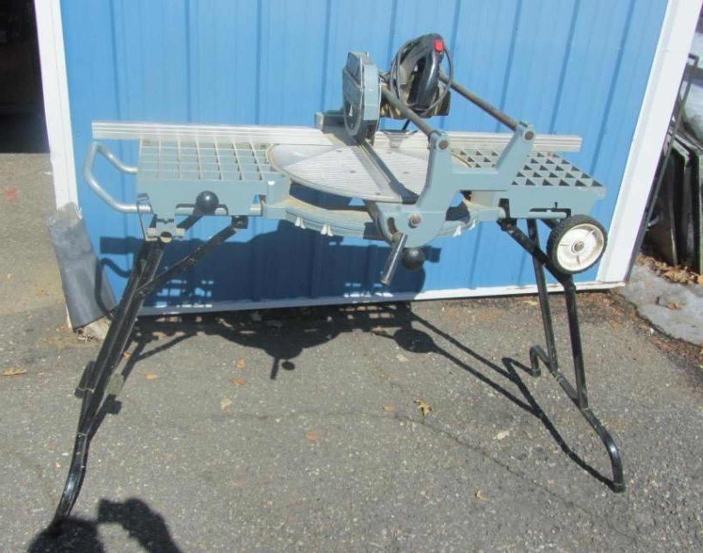 Ideal Corners April Consignment Auction