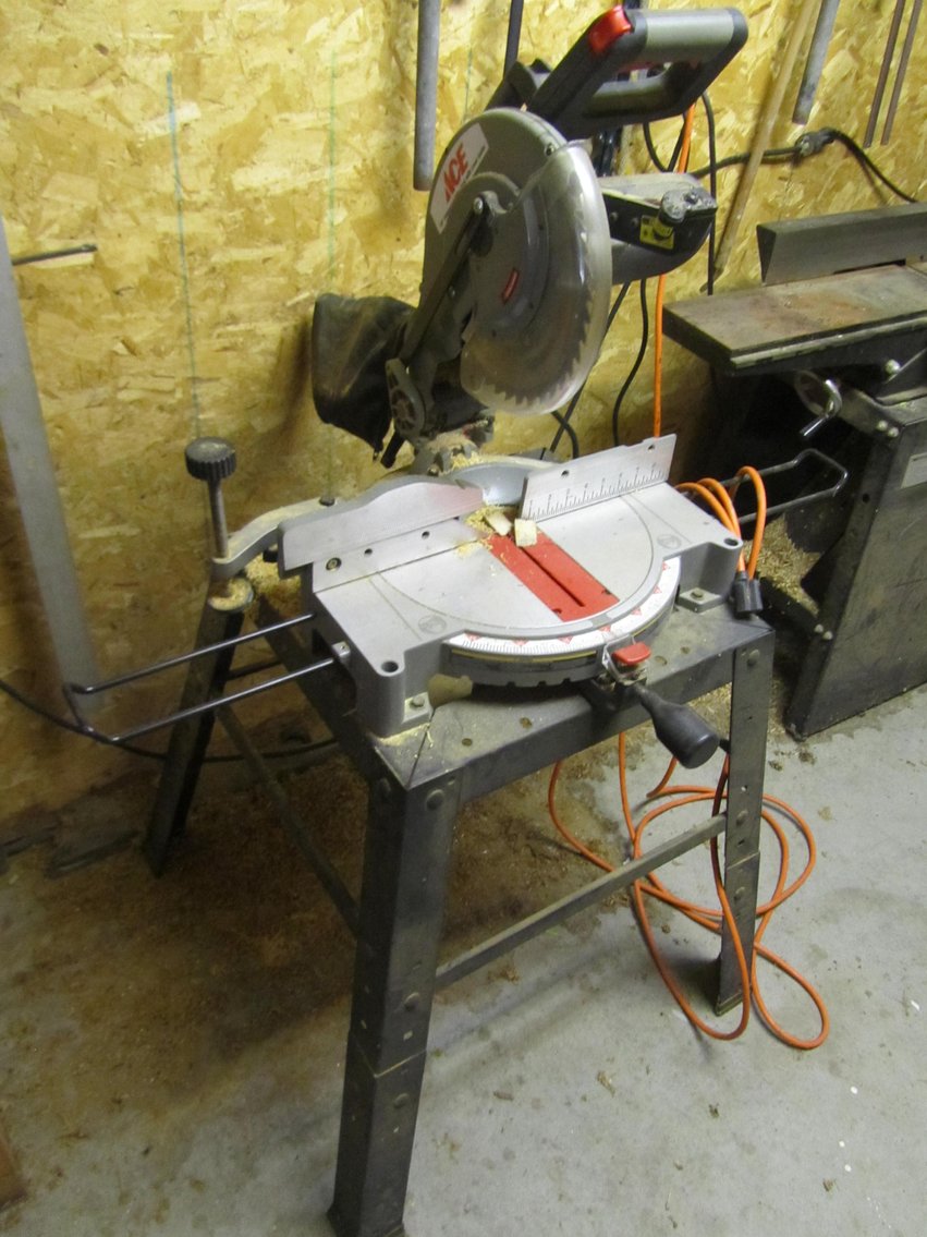 Robinson Personal Property Reduction Auction, Hackensack, MN