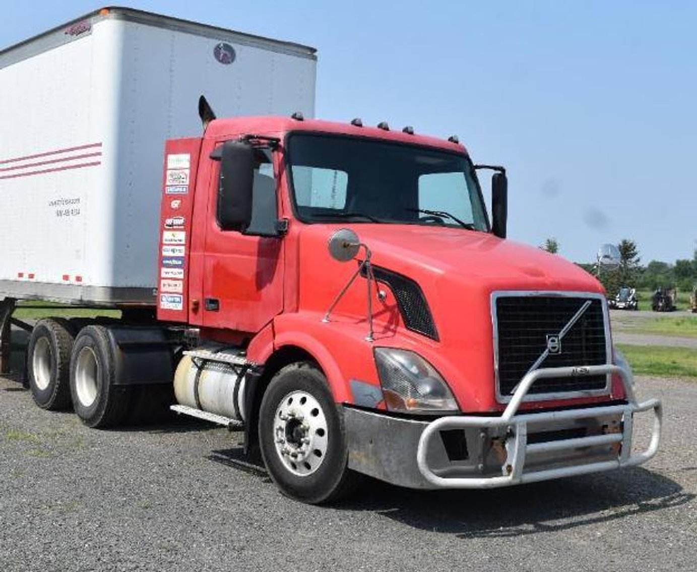 2006 Volvo Semi & 2008 Great Dane 45' Semi Trailer