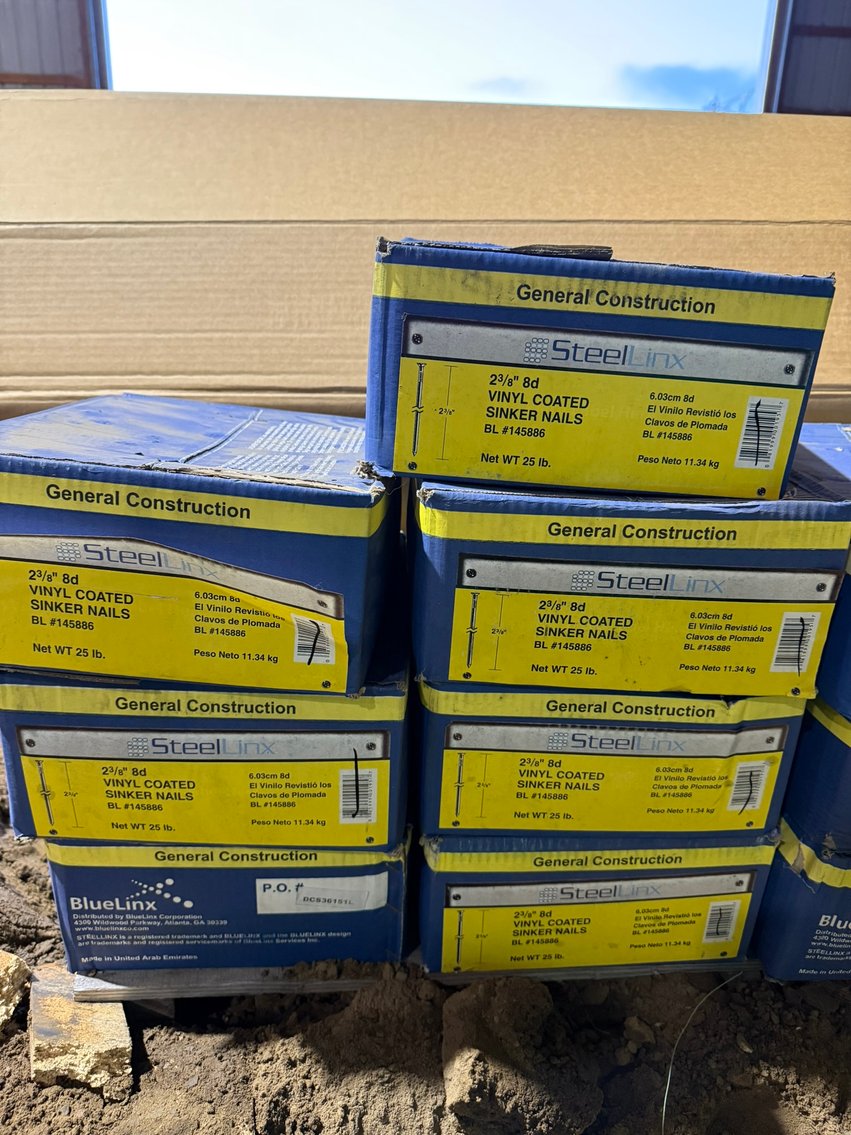 Surplus Hardware: Nails, Screws, Staples & More (154352)