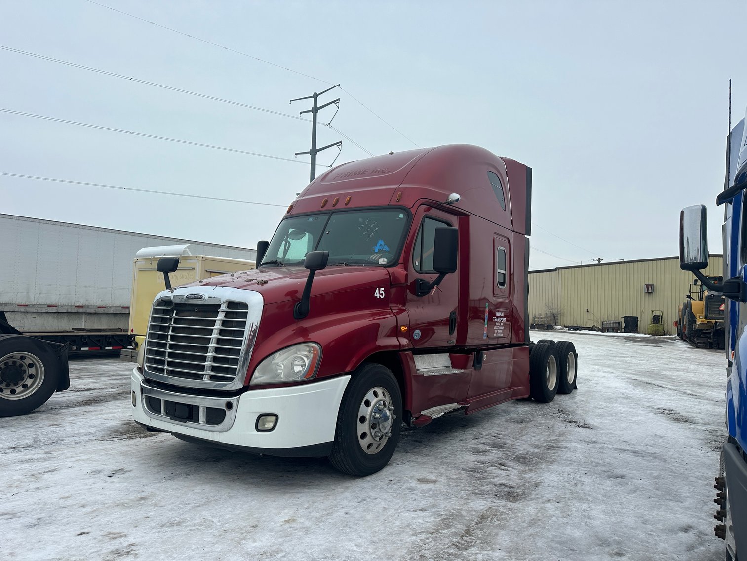 Semi & Box Truck Impound Auction in St. Cloud, MN (154220)