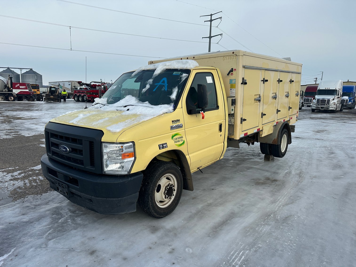 Semi & Box Truck Impound Auction in St. Cloud, MN (154220)