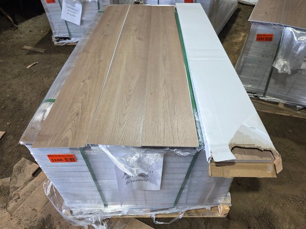 Image for Luxury Vinyl Click Plank Flooring #2 (155118)