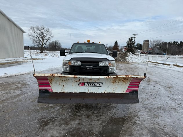 Image for 2011 Ford F-350 Super Duty Flatbed With Plow (155288)