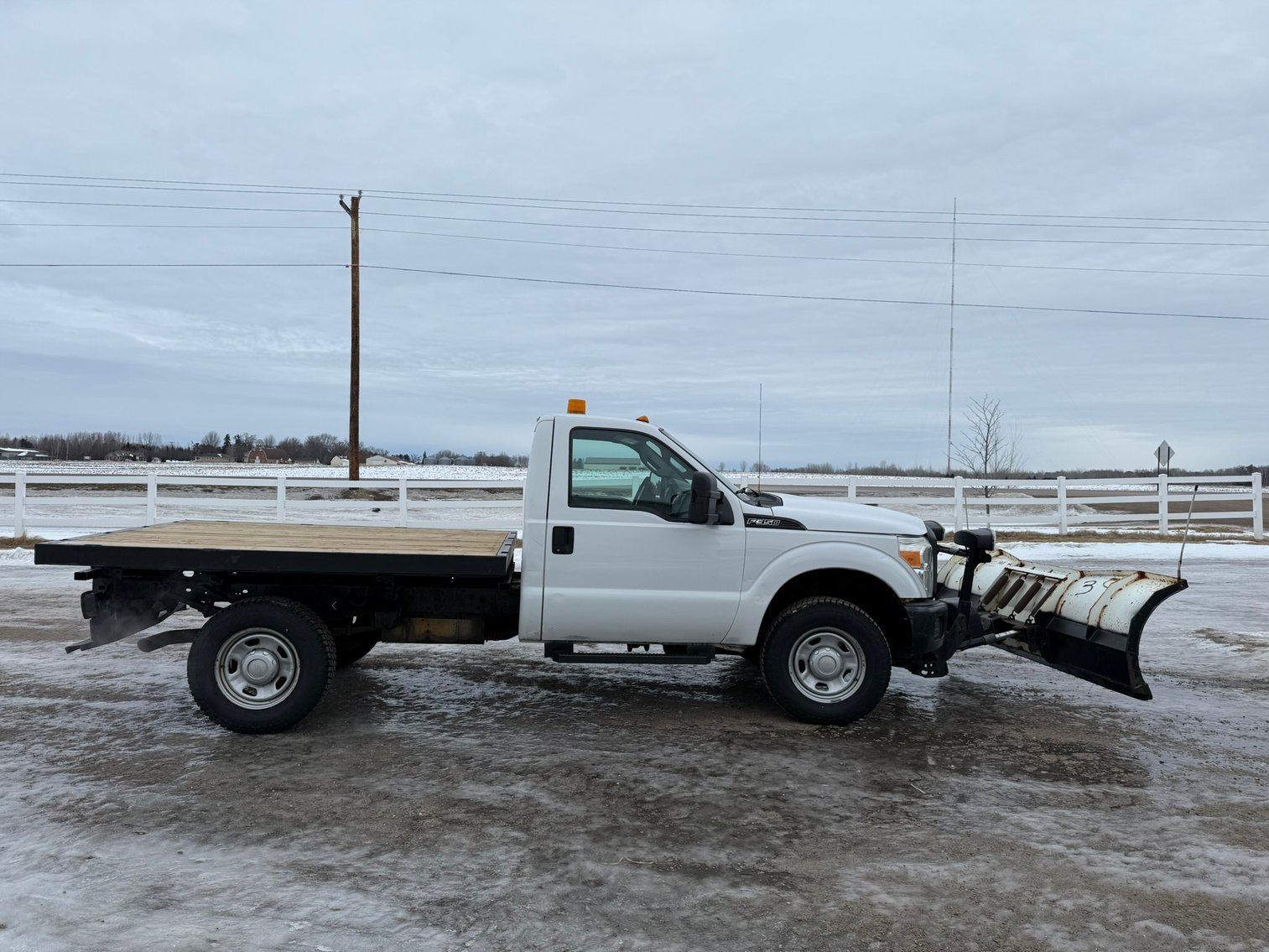 2011 Ford F-350 Super Duty Flatbed With Plow (155288)