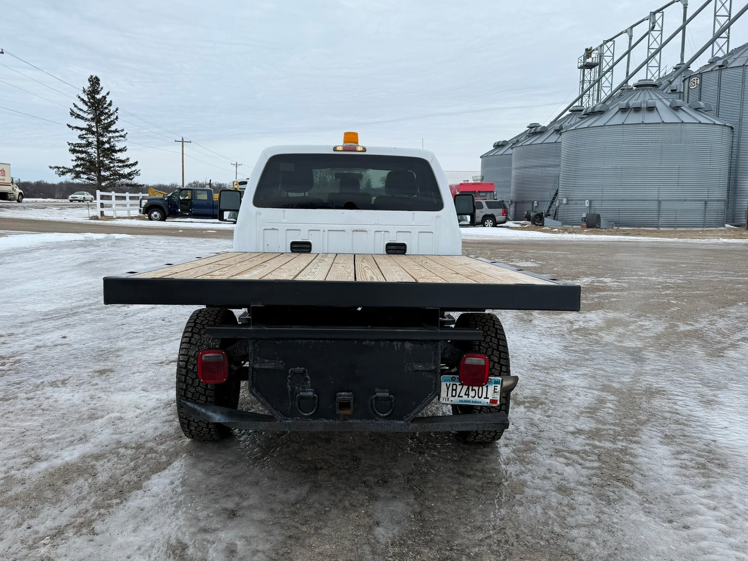 2011 Ford F-350 Super Duty Flatbed With Plow (155288)