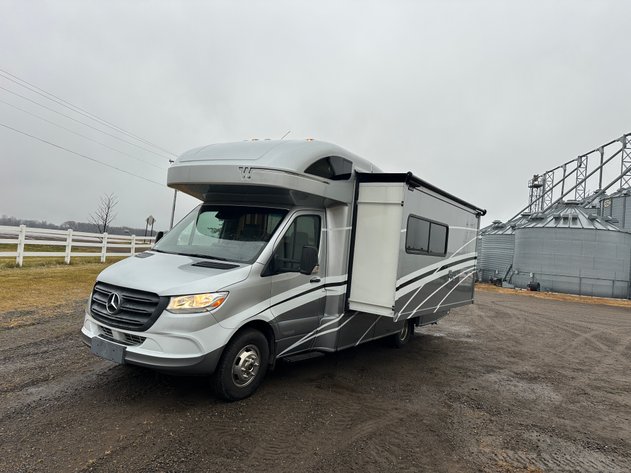Image for 2019 Winnebago Mercedes Benz View Motorhome (155106)