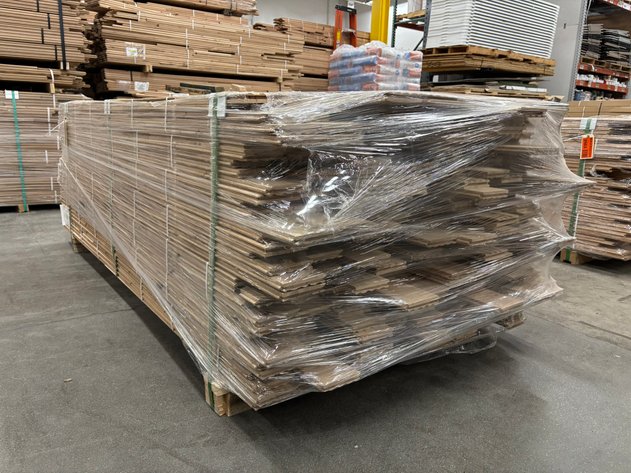 Image for Surplus Hardwood Flooring & Primed Trim Boards (159790)