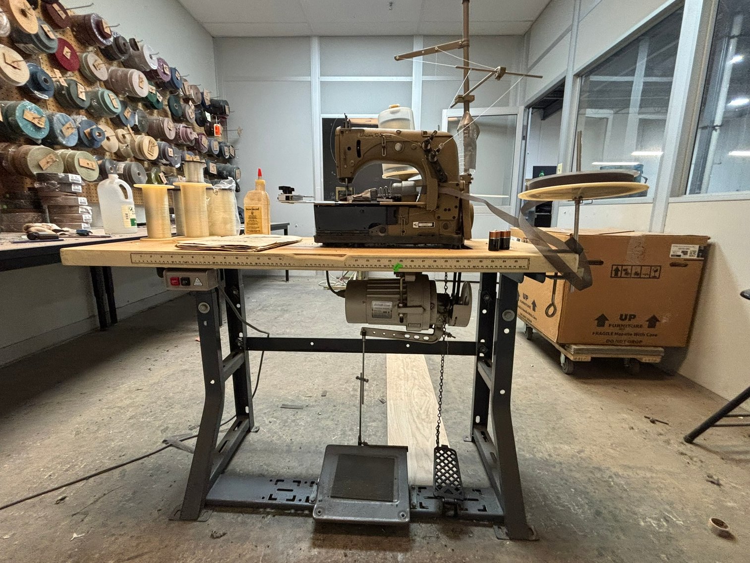 Flooring (Vinyl, Linoleum, Rubber) & Industrial Equipment (160170)
