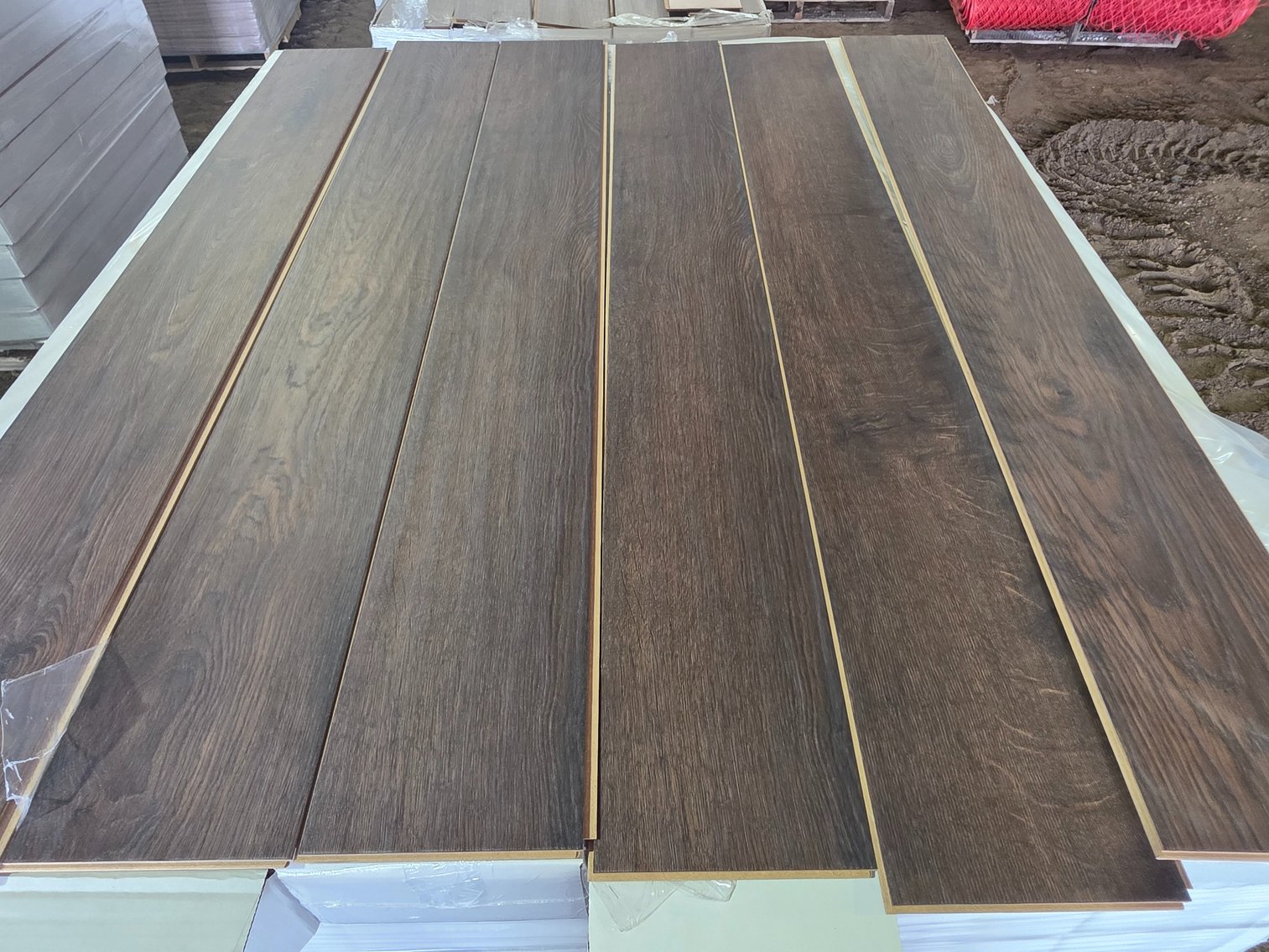 19 Pallets of Laminate Click Plank Flooring: #6