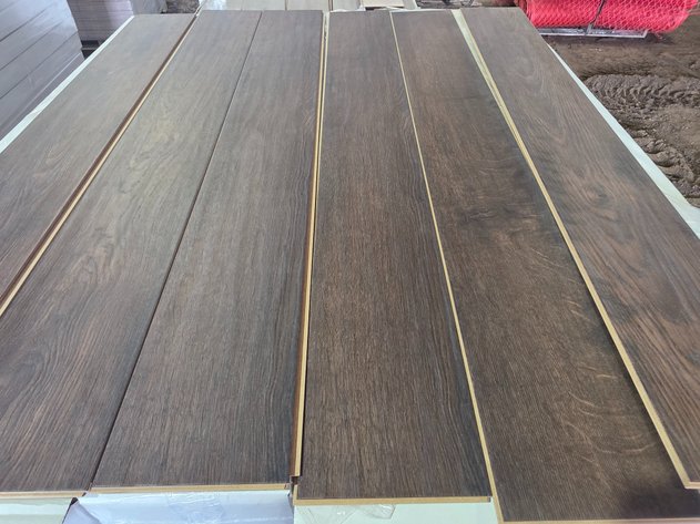 Image for 19 Pallets of Laminate Click Plank Flooring: #6 (160964)