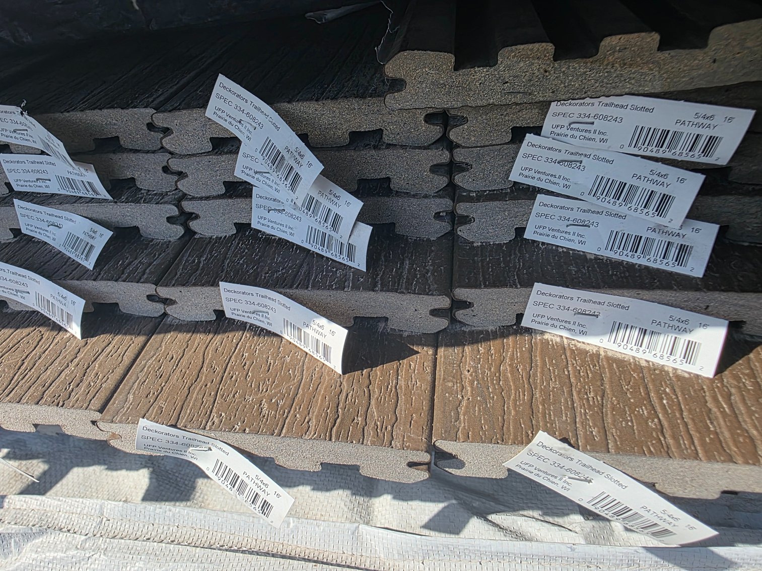 Solid & Slotted Composite Deck Boards: 16', 12' (160600)