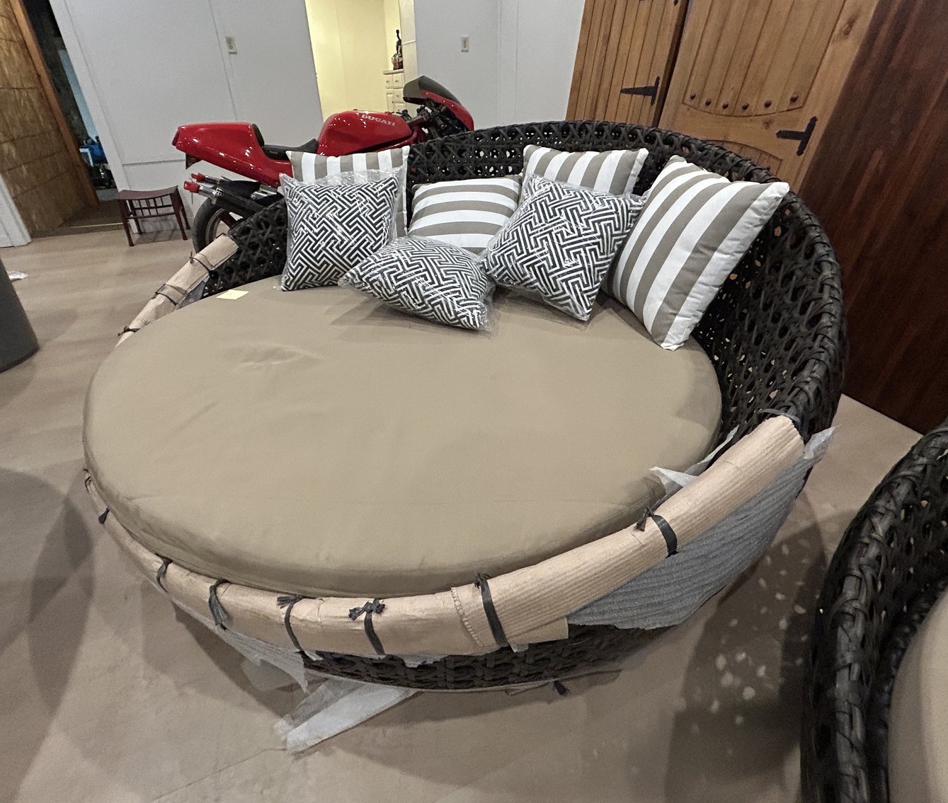 Live Edge Suar Table, Bathroom Vanities & Teak Furniture