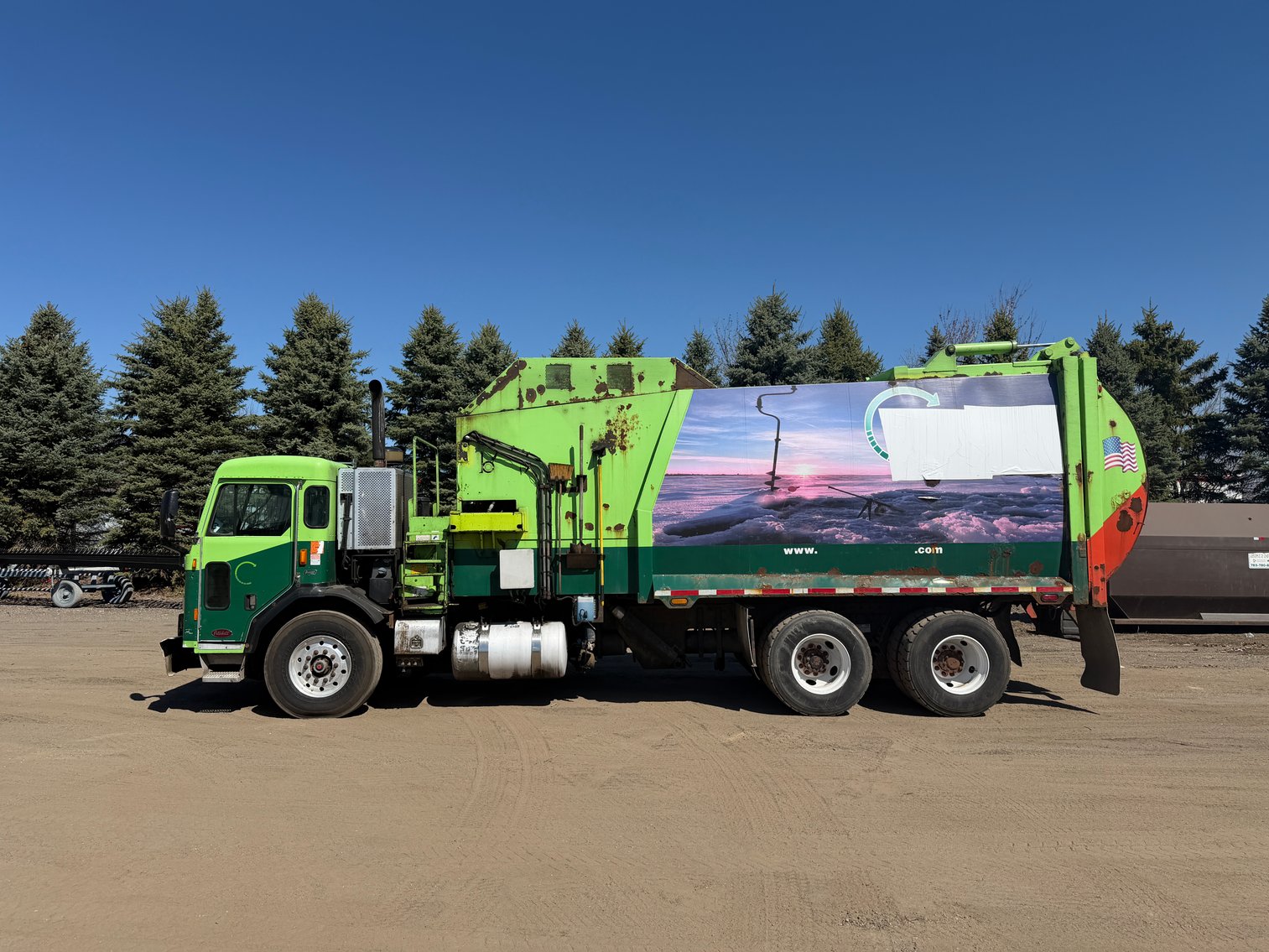 2016 Peterbilt 320 Garbage Truck