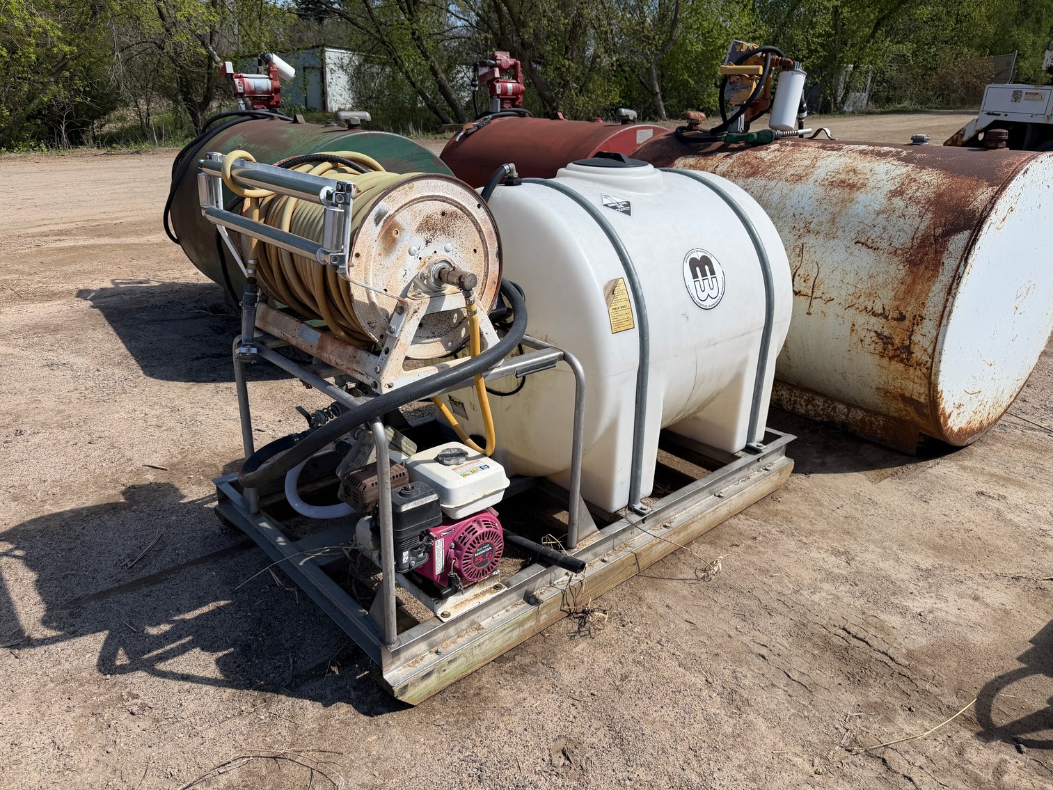 Surplus Equipment to Ongoing Operations: 2009 Ford F550 Pick Up, Fuel Tanks