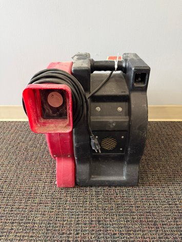 Image for General Contractor Equipment, Pool Cleaning Equipment & Accessories (162167)
