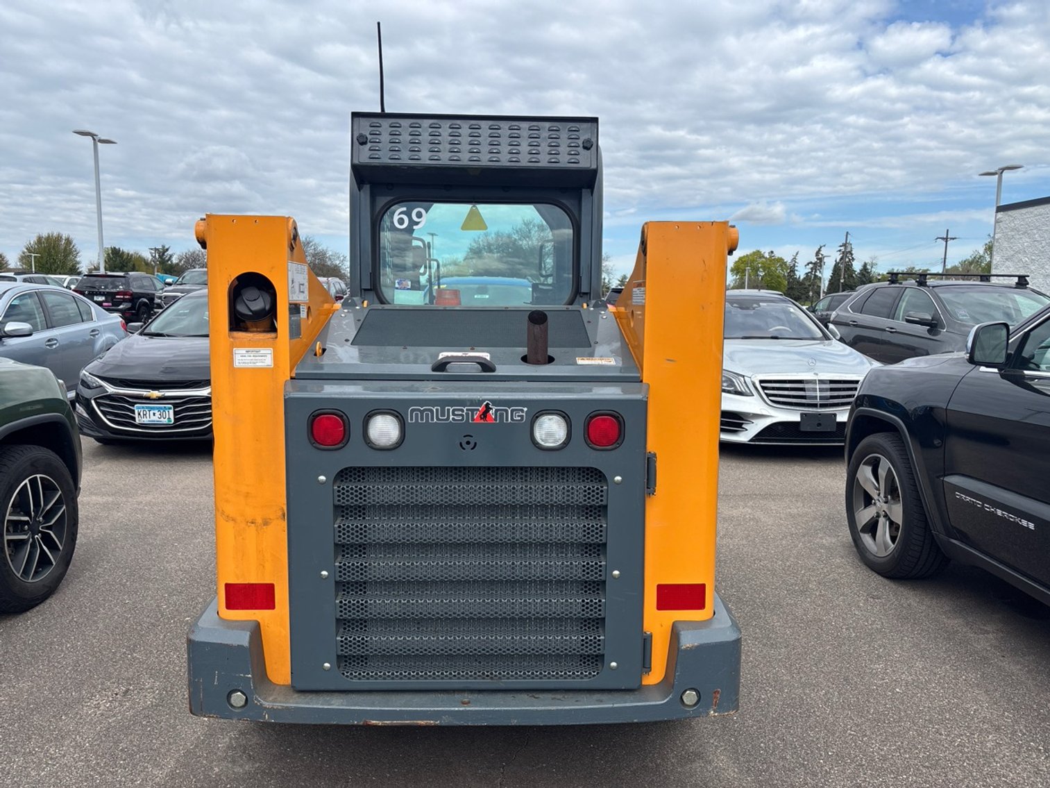 2015 Mustang 1900R Skid Steer