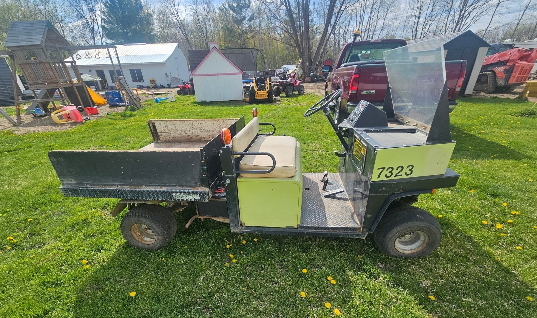 City of Mora:  2006 Ford F-250 &  Cushman Turf Truckster