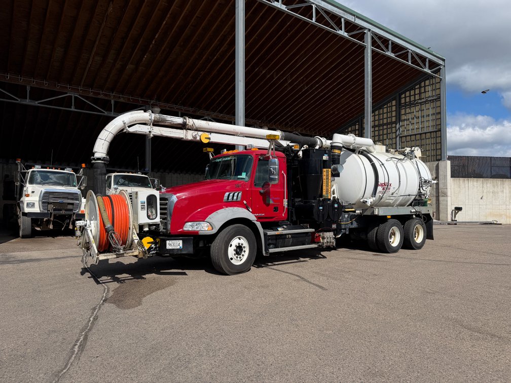 Opening Soon: 2010 Mack GapVax MC1209 Vacuum Truck