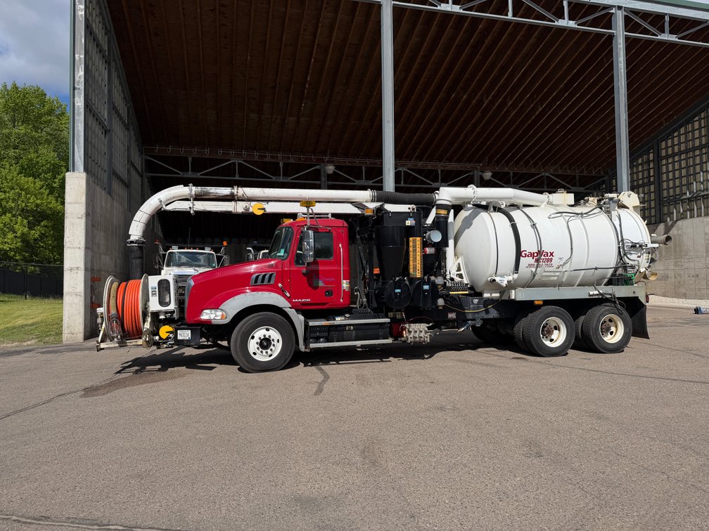 Opening Soon: 2010 Mack GapVax MC1209 Vacuum Truck