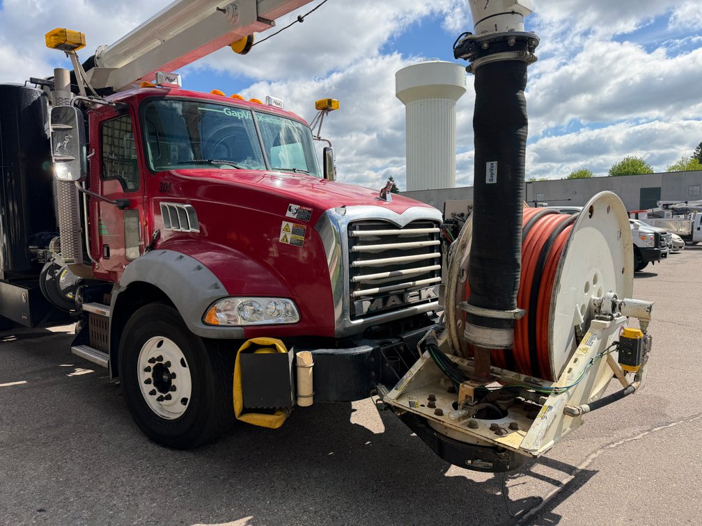 Opening Soon: 2010 Mack GapVax MC1209 Vacuum Truck