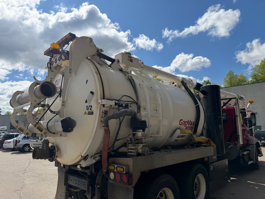 Opening Soon: 2010 Mack GapVax MC1209 Vacuum Truck