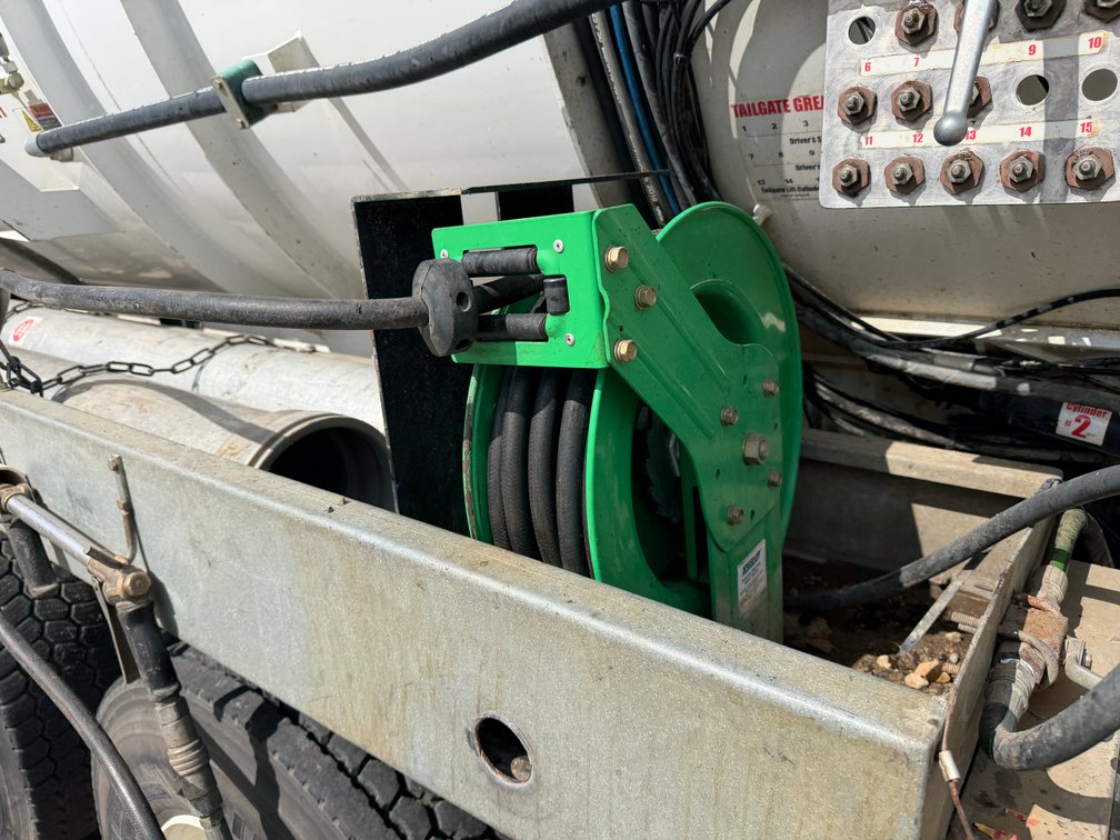 Opening Soon: 2010 Mack GapVax MC1209 Vacuum Truck