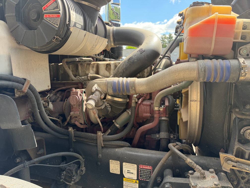 Opening Soon: 2010 Mack GapVax MC1209 Vacuum Truck