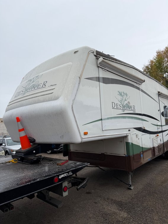 2005 Jayco Design Fifth Wheel